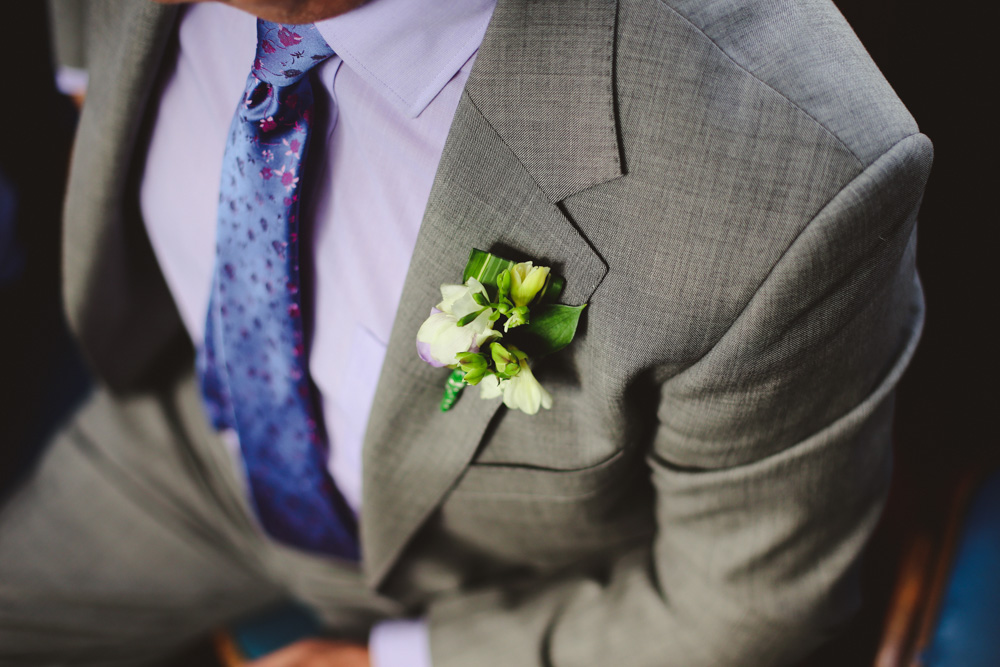 flowers at a wedding by love oh love photography