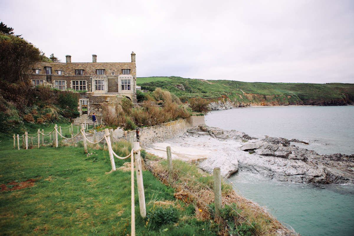 Prussia Cove, Cornwall wedding by Love Oh Love Photography