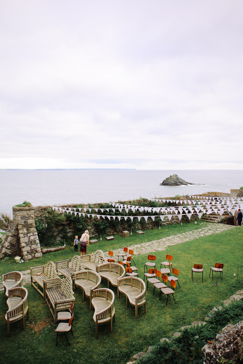 Outdoor wedding venue in England. Prussia Cove, Cornwall Wedding by Love Oh Love Photography