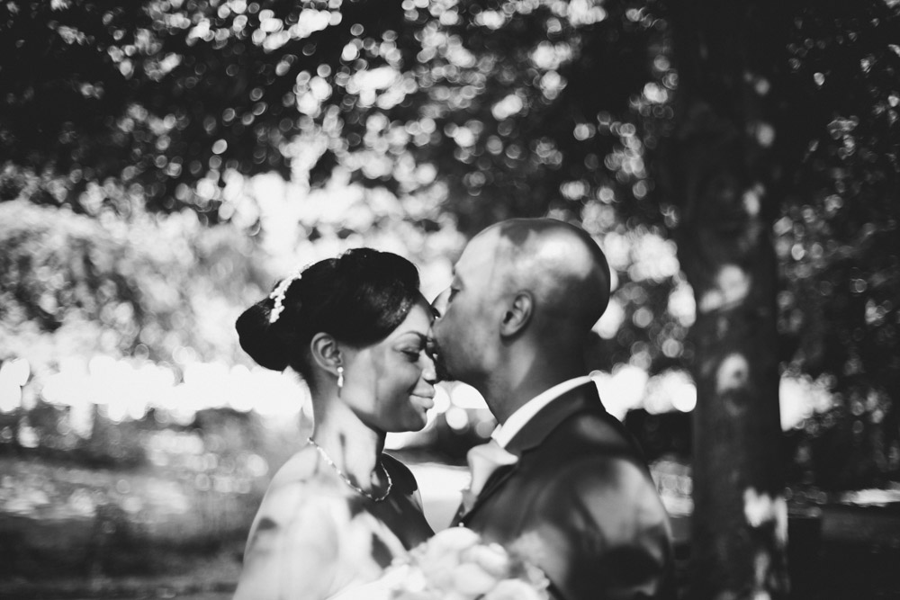 alternative bride and groom portrait by Love oh Love photography