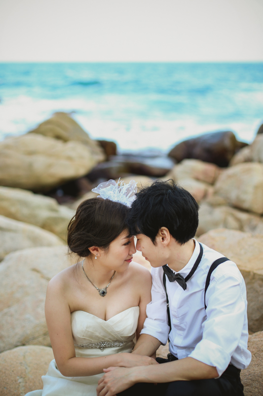  beach bride and groom portraits by Love oh love photography