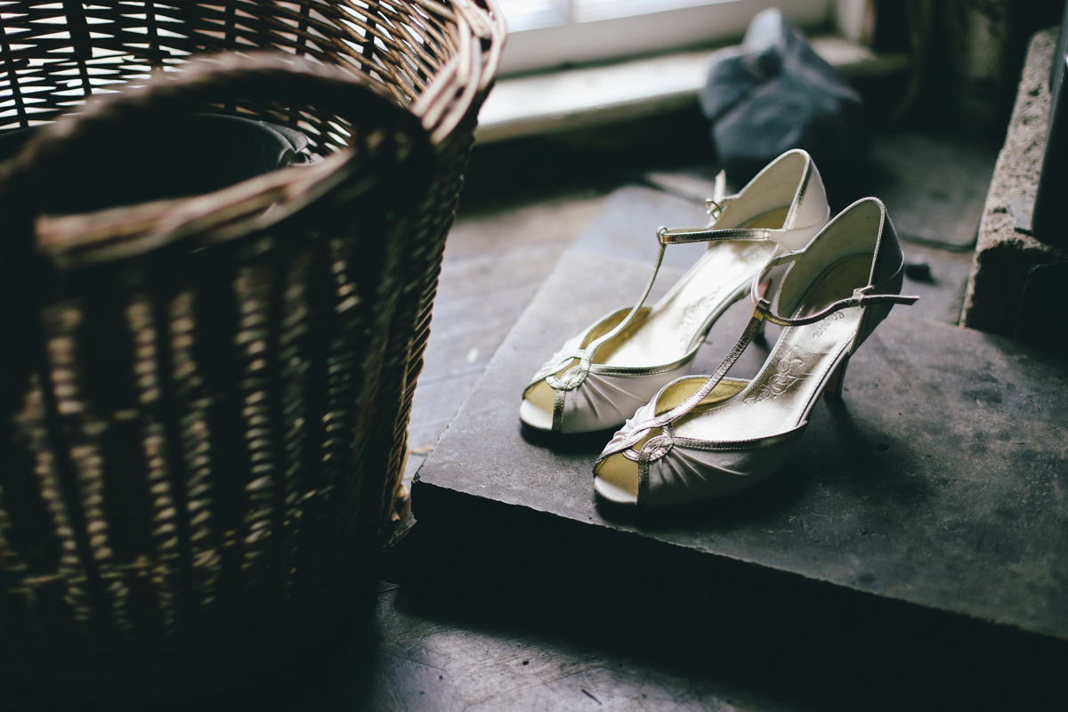 Vintage inspired shoes at Prussia Cove, Cornwall wedding by Love Oh Love Photography
