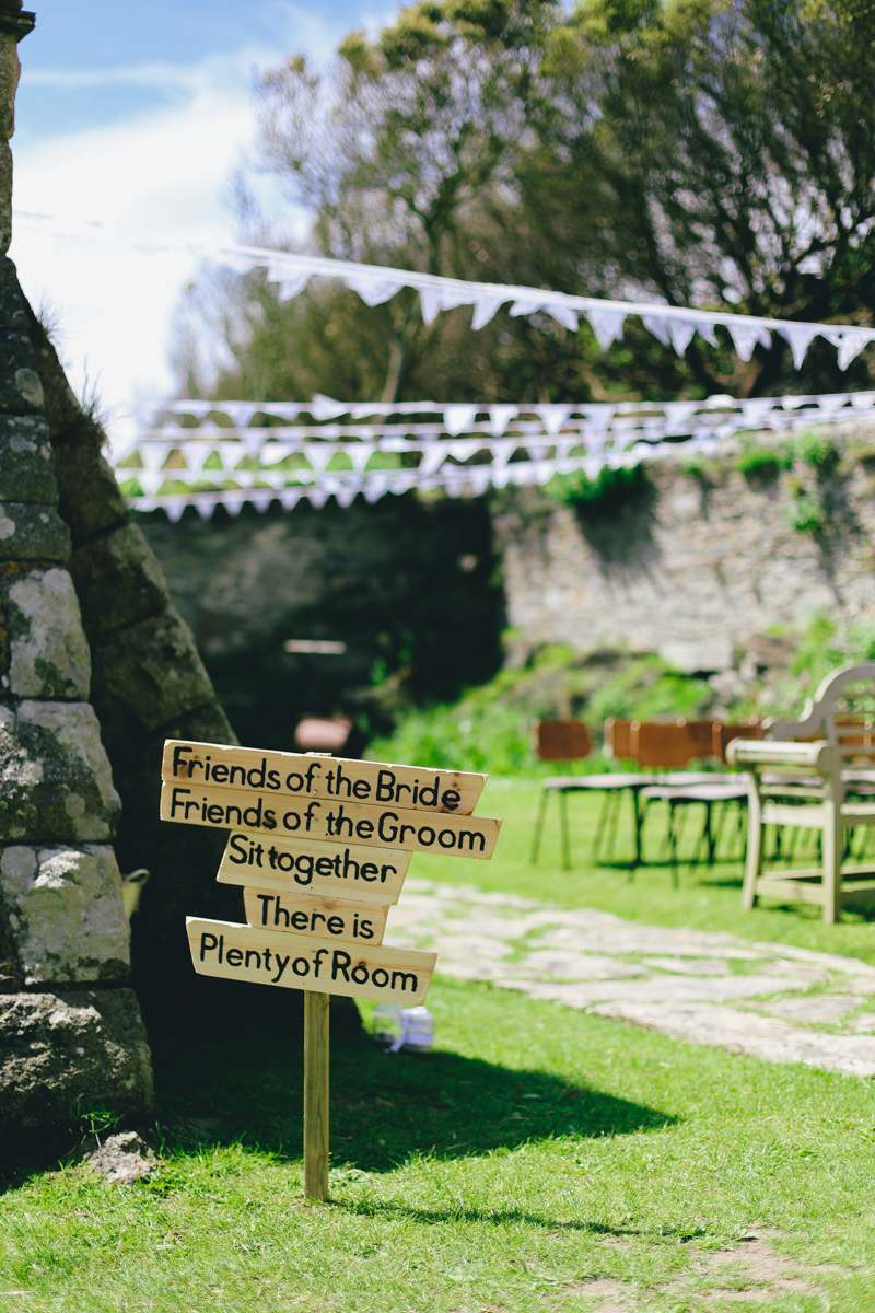 Outdoor wedding ceremony at Prussia Cove, Cornwall by Love Oh Love Photography